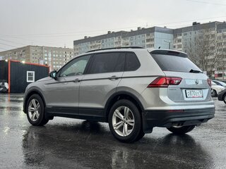 2020 Volkswagen Tiguan II, серый, 2699000 рублей, вид 5