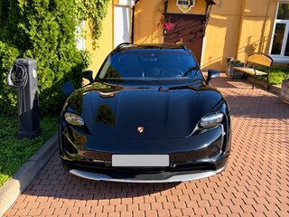 2022 Porsche Taycan 4 Cross Turismo I, чёрный, 8500000 рублей, вид 2