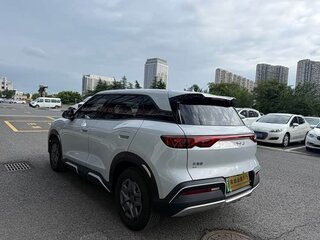 2025 BYD Yuan Up 45.12 kWh, белый, 1550000 рублей, вид 4