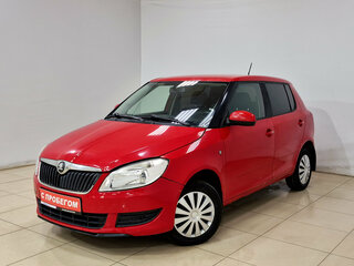 2013 Skoda Fabia II Рестайлинг, красный, 400000 рублей, вид 1
