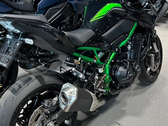2022 Kawasaki Z 900, чёрный, 1200000 рублей - вид 7