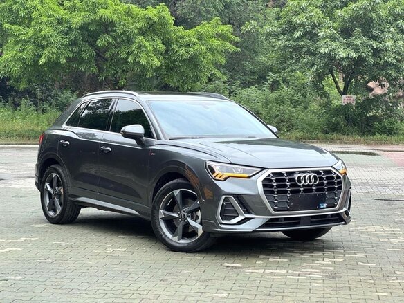 2022 Audi Q3 35 TFSI II (F3), серый - вид 1