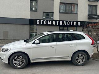 2015 Volvo XC60 I Рестайлинг, белый, 2000000 рублей, вид 2