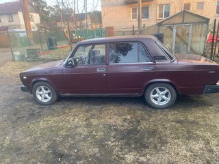 2002 Lada (ВАЗ) 2107, красный, 200000 рублей, вид 4