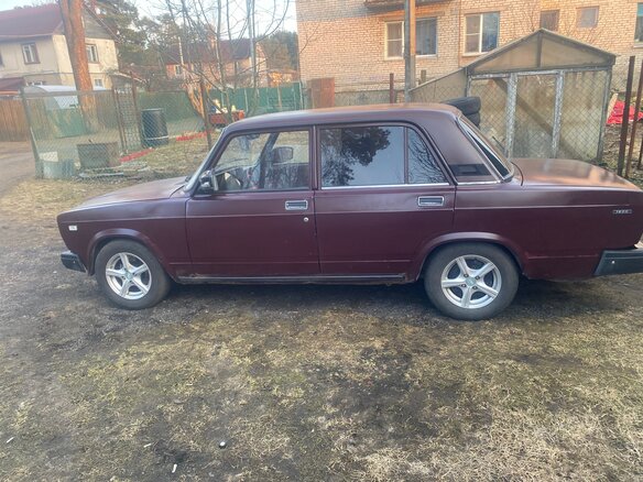 2002 Lada (ВАЗ) 2107, красный, 200000 рублей - вид 3