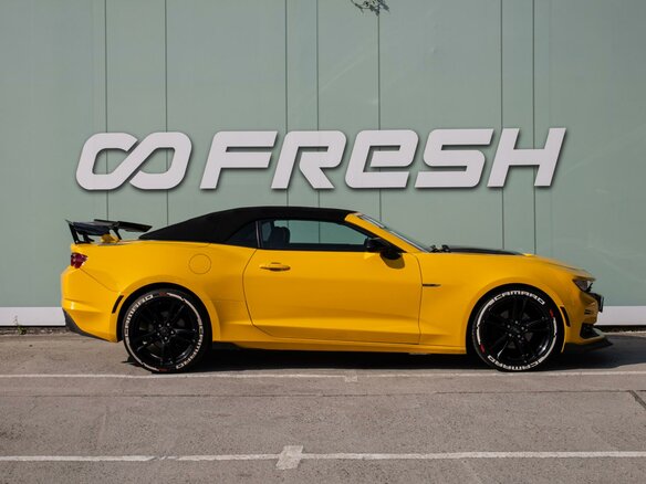 2018 Chevrolet Camaro VI Рестайлинг, жёлтый, 2980000 рублей - вид 4