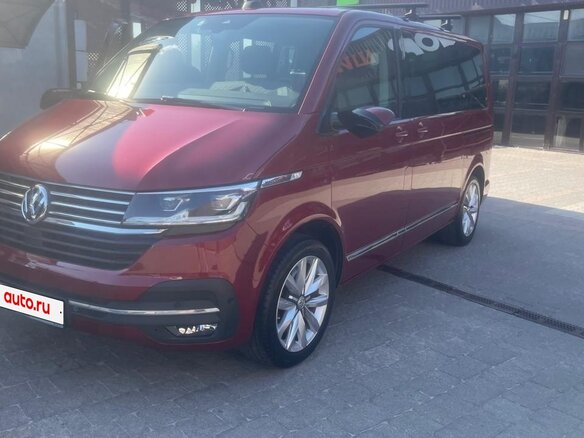 2019 Volkswagen Multivan T6 Рестайлинг, красный, 5250000 рублей - вид 1