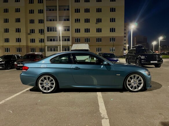 2008 BMW 3 серии 320i V (E90/E91/E92/E93), голубой, 1300000 рублей - вид 3