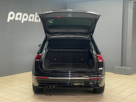 2019 Volkswagen Tiguan II, чёрный, 2767000 рублей, вид 5