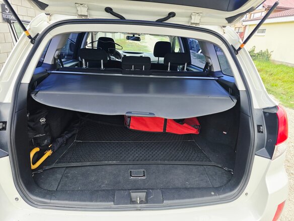 2012 Subaru Outback IV Рестайлинг, белый, 1720000 рублей - вид 12