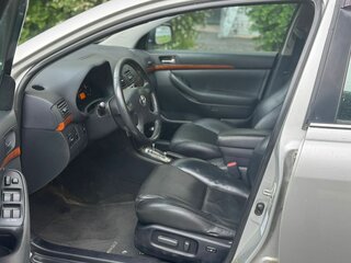2006 Toyota Avensis II Рестайлинг, серебристый, 635000 рублей, вид 5