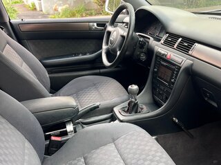 2000 Audi A6 II (C5), серебристый, 590000 рублей, вид 5