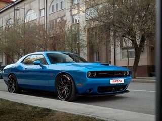 2016 Dodge Challenger SRT III Рестайлинг 2, синий, 5000000 рублей, вид 2