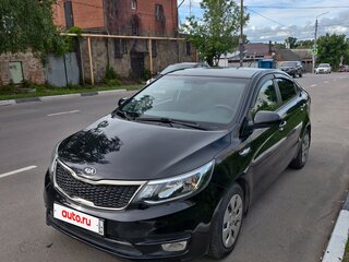 2015 Kia Rio III Рестайлинг, чёрный, 1250000 рублей, вид 1