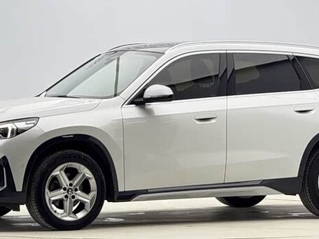 2023 BMW X1 Long 20Li sDrive III (U11/U12), белый, 3300000 рублей, вид 3
