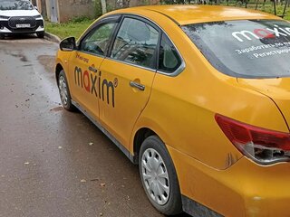 2015 Nissan Almera III (G15), жёлтый, 230000 рублей, вид 4