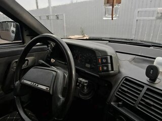 2002 Lada (ВАЗ) 2110, серебристый, 63000 рублей, вид 3