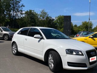 2010 Audi A3 II (8P) Рестайлинг 2, белый, 595000 рублей, вид 2