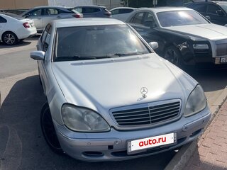 1999 Mercedes-Benz S-Класс 430 IV (W220), серебристый, 499000 рублей, вид 4