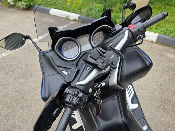 2017 Yamaha TMAX, синий, 750000 рублей - вид 6