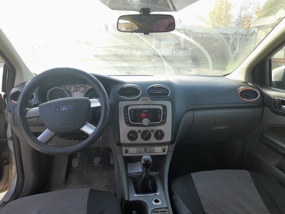 2009 Ford Focus II Рестайлинг, серебристый, 150000 рублей - вид 6