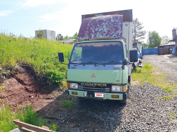 1993 Fuso (Mitsubishi) Canter, зелёный, 800000 рублей