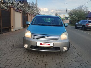 2003 Toyota Raum II, голубой, 340000 рублей, вид 1
