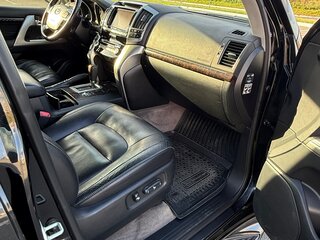 2012 Toyota Land Cruiser 200 Series Рестайлинг 1, чёрный, 4450000 рублей, вид 5
