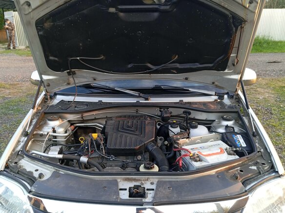 2012 Renault Logan I Рестайлинг, серый, 470000 рублей - вид 22