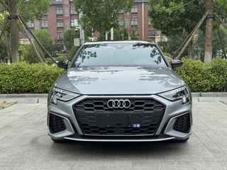 2023 Audi A3 35 TFSI Long IV (8Y), серебристый, 1890052 рублей, вид 2