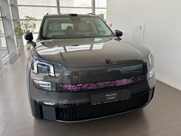 2026 Lynk & Co 900, чёрный - вид 5