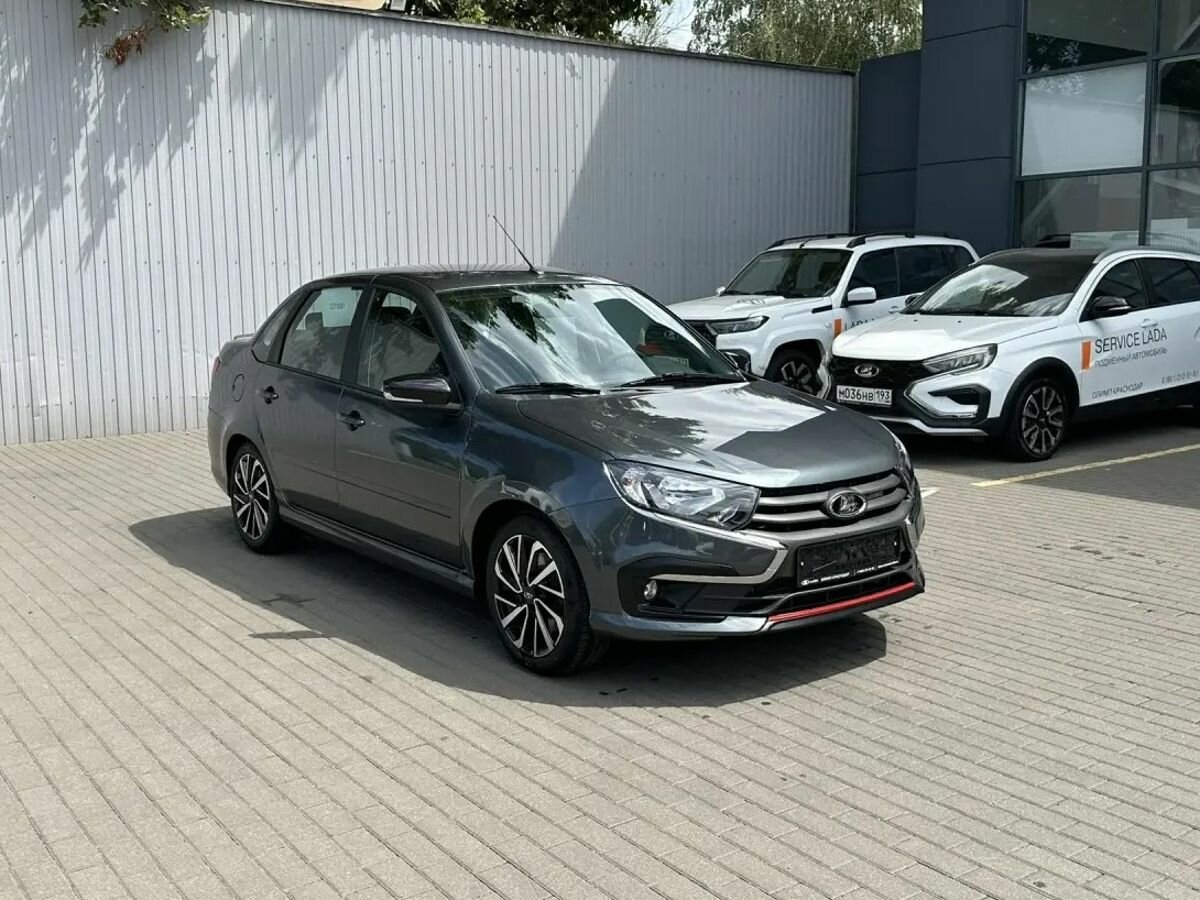 Открыть фотографии: Lada (ВАЗ) Granta I Рестайлинг