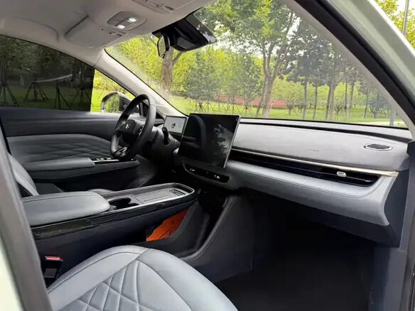 2025 Arcfox T1 42.3 kWh, зелёный, 1450001 рублей - вид 10