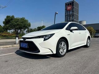 2022 Toyota Corolla Sporty XII (E210), белый, 1510000 рублей, вид 1