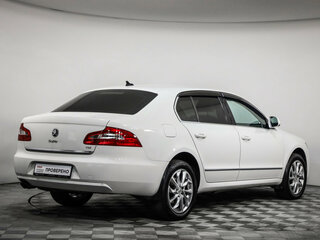 2012 Skoda Superb II, белый, 809777 рублей, вид 5