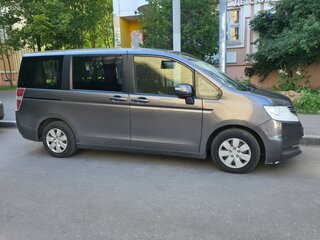 2014 Honda Stepwgn IV Рестайлинг, серый, 1300000 рублей, вид 2