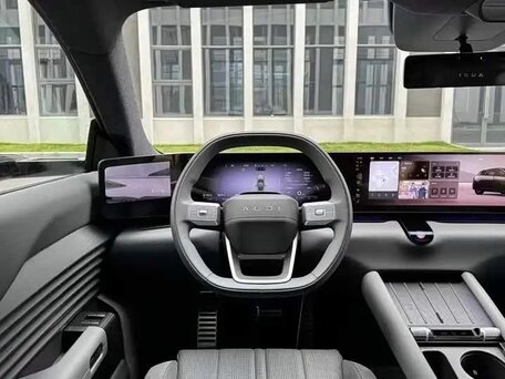 2026 Audi E5 83 kWh, чёрный, 9400777 рублей, вид 5