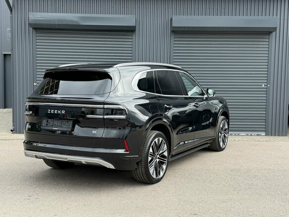 2026 Zeekr 8X 70 kWh, чёрный - вид 3