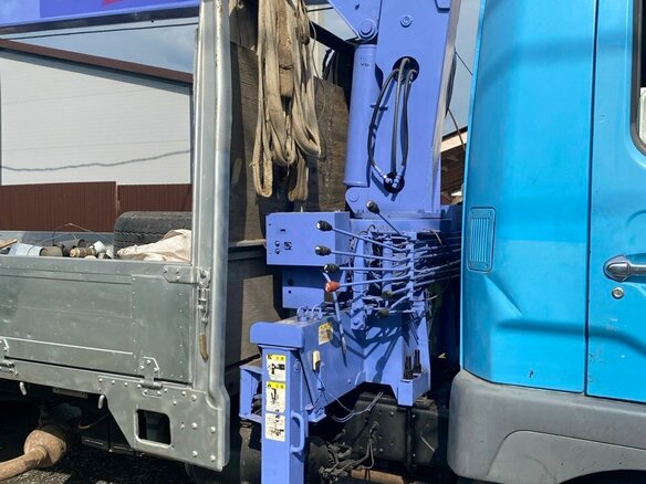 2001 Fuso (Mitsubishi) Fighter, синий, 4500000 рублей - вид 8