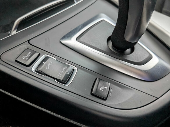 2017 BMW 1 серии 118i II (F20/F21) Рестайлинг 2, чёрный, 1715000 рублей - вид 25