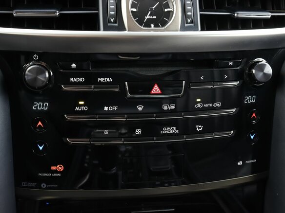 2017 Lexus LX 450d III Рестайлинг 2, белый - вид 15