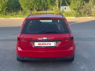 2005 Ford Fiesta Mk5, красный, 370000 рублей, вид 4