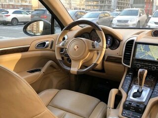2010 Porsche Cayenne S II (958), коричневый, 1850000 рублей, вид 4