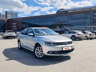 2013 Volkswagen Jetta VI, серебристый, 800000 рублей, вид 2