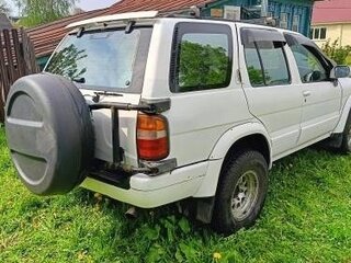 1992 Nissan Terrano I, белый, 750000 рублей, вид 4