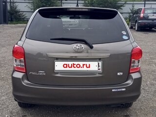 2010 Toyota Corolla Fielder X (E140, E150) Рестайлинг, коричневый, 1020000 рублей, вид 3