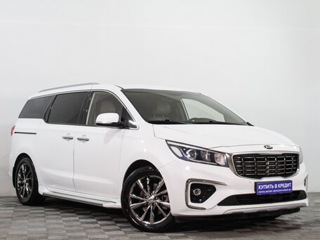 Kia Carnival III