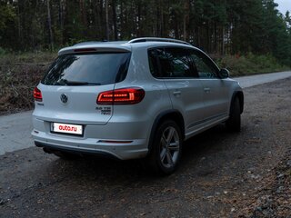 2016 Volkswagen Tiguan I Рестайлинг, белый, 1940000 рублей, вид 4