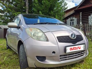2005 Toyota Vitz II (XP90), розовый, 299999 рублей, вид 1