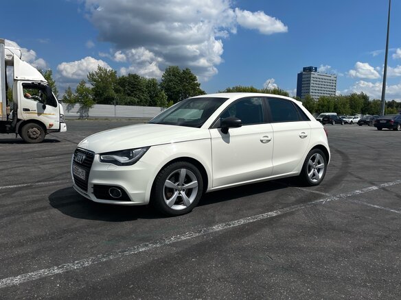 2014 Audi A1 I (8X), белый, 1180000 рублей - вид 6